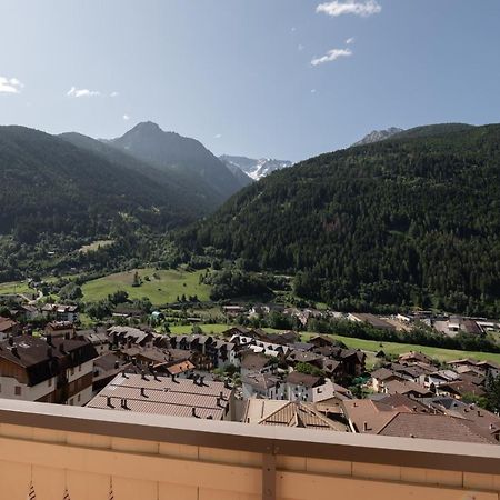 Hotel Vezza Alpine Lodge & Spa Vezza d'Oglio Exterior photo